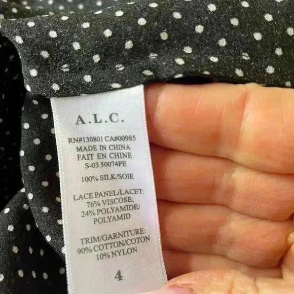 A.L.C. Black/White Polka Dot 100% Silk Jerry Blouse Size 4-Excellent Used Cond - Picture 4 of 7
